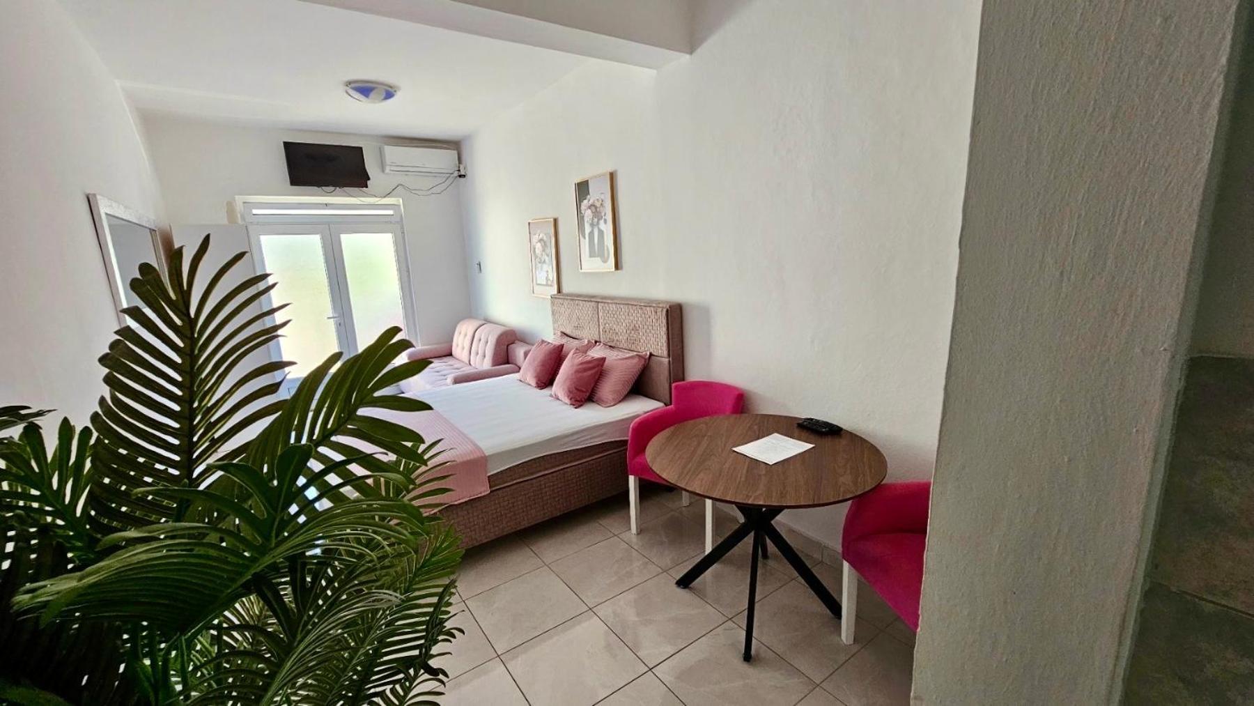 Banicevic Apartmani Ðenovići Екстериор снимка