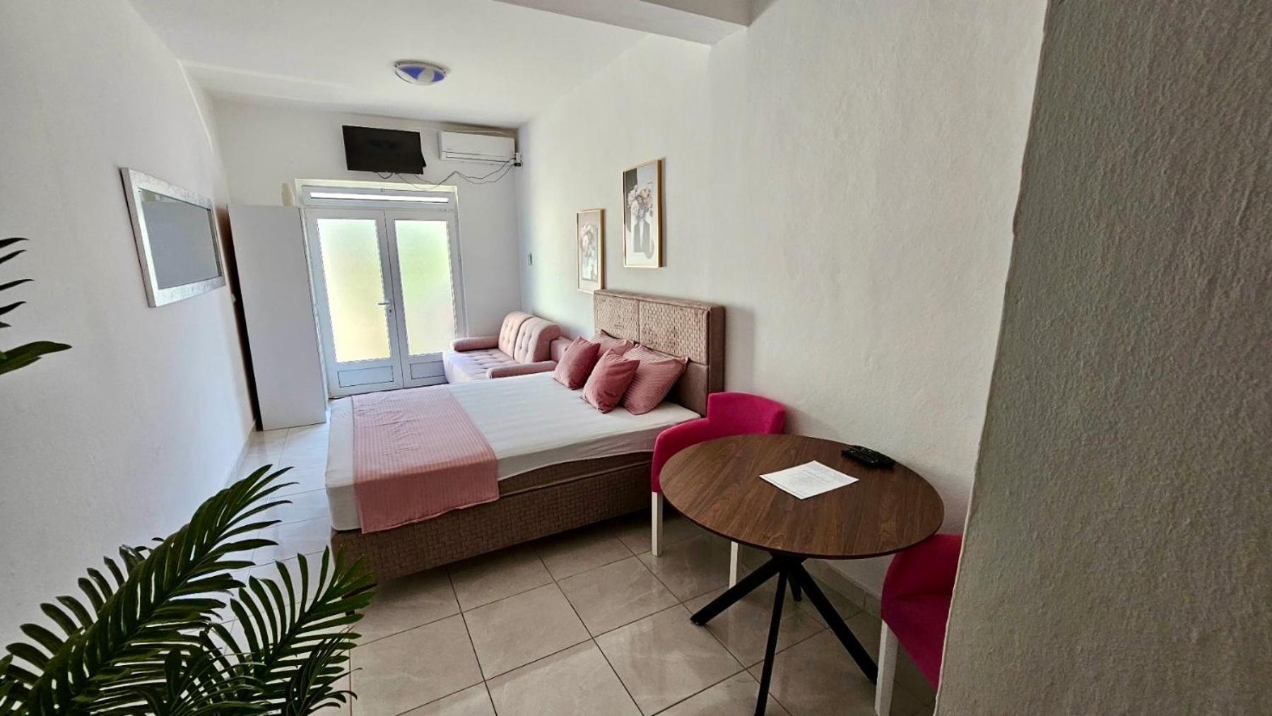 Banicevic Apartmani Ðenovići Екстериор снимка